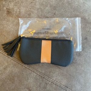 NWT Zigi & Marais glasses case